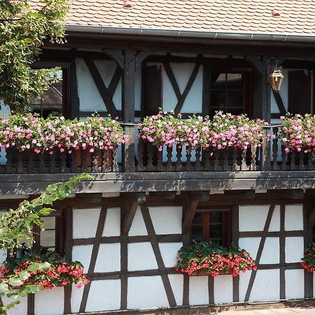 Hotel Restaurant Pere Benoit Entzheim Buitenkant foto