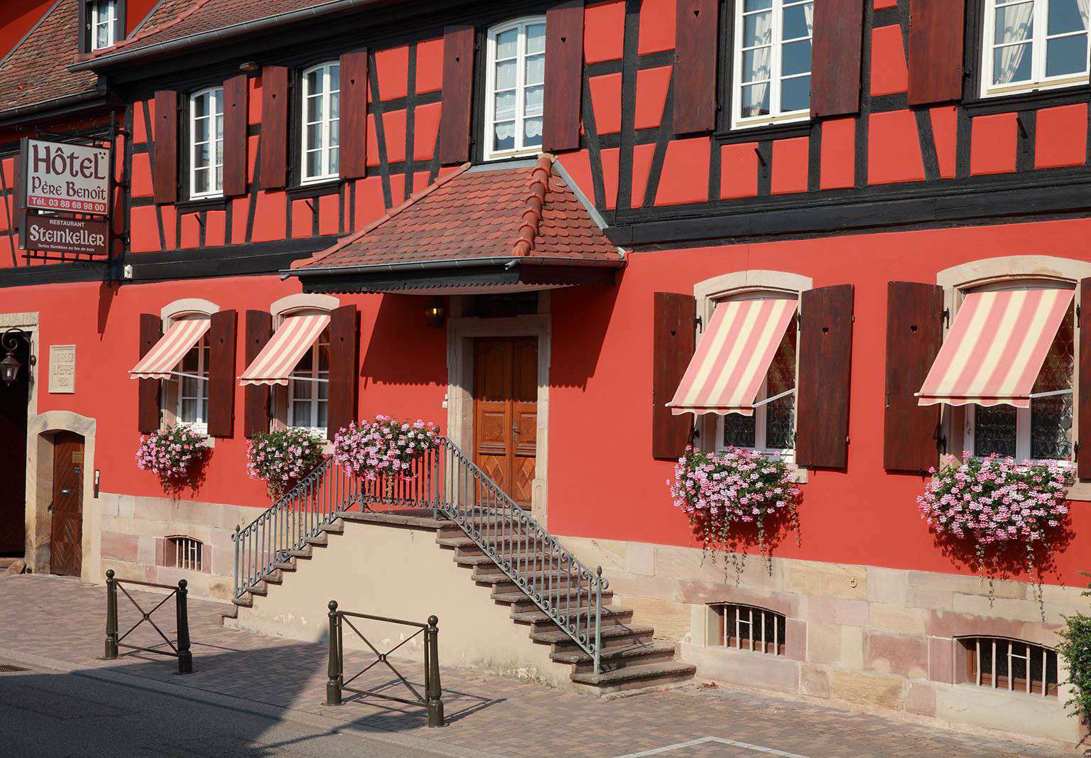 Hotel Restaurant Pere Benoit Entzheim Buitenkant foto